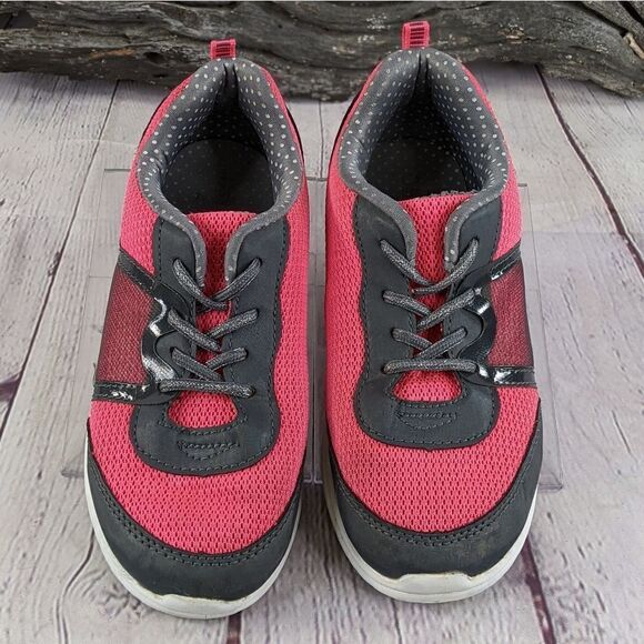 OshKosh B'Gosh Kareem Athletic Sneakers - Picture 2 of 7